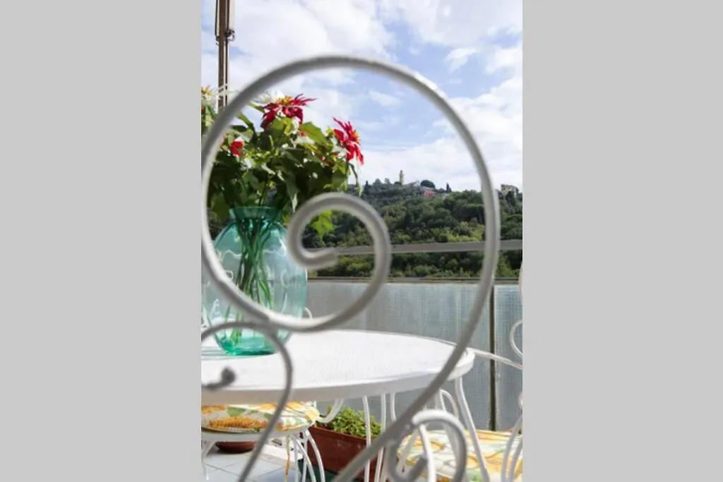Casa Del Sole - The House Of The Sun Apartment Rapallo 0*,  Italy